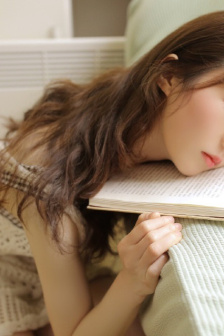 内衣比基尼美女图片